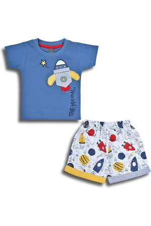 Wish Karo Infant Boys Printed T-shirt with Shorts