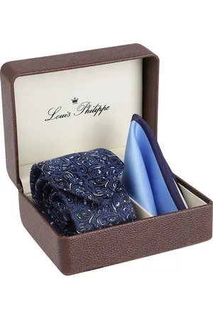 Louis Philippe Men Woven Design Accessory Gift Set