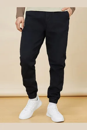 Styli Men Mid-Rise Cotton Clean Look Denim Joggers