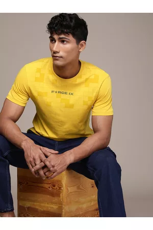 FORCE IX Men Checked Pure Cotton T-shirt With Brand Logo Design
