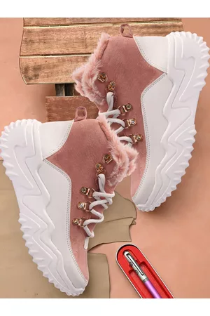 Longwalk Women Colourblocked Hiking Boots