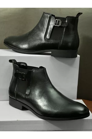 San Frissco Men Buckled Mid-Top Chelsea Boots