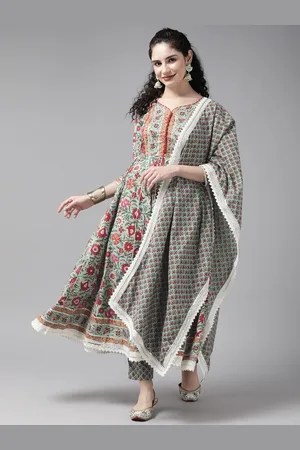 Cayman Women Green Floral Printed Regular Gotta Patti Pure Cotton Kurta with Trousers & With Dupatta