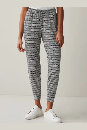 Buy MAYSIXTY Printed Cotton Slim Fit Womens Active Wear Track Pants |  Shoppers Stop