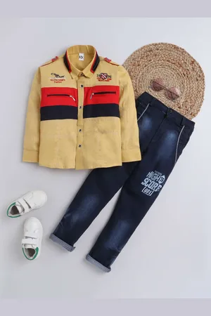 DKGF FASHION Boys Beige & Red Printed Clothing Set