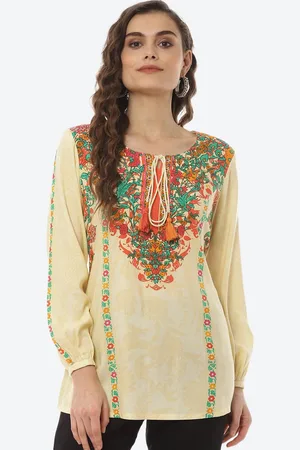 Rangriti Women Beige & Red Floral Printed Top