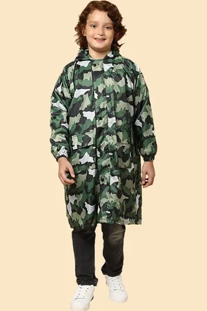 THE CLOWNFISH Cannon Kids Camouflage Printed Waterproof Reversible Hooded Long Rain Jacket