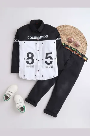DKGF FASHION Boys Black & White Printed Shirt & Trousers
