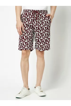 Crimsoune Club Men Geometric Printed Pure Cotton Mid Rise Lounge Shorts