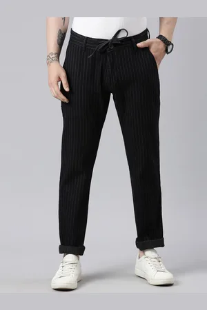 CINOCCI Men Regular Fit Striped Cotton Chinos