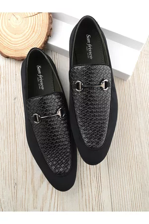 San Frissco Men Textured Lightweight Memory Foam Horsebit Loafers