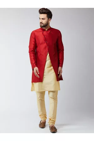 SOJANYA Men Gold-Toned & Maroon Self-Design Sherwani Set