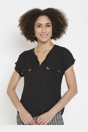 La Zoire Women Black Solid Top