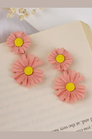 Joker & Witch Contemporary Floral Drop Earrings