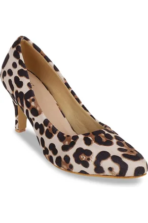 SHUZ TOUCH White Animal Printed Velvet Kitten Pumps