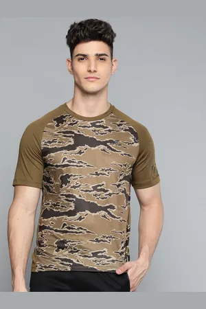 Alcis Men Olive Green Camouflage Printed Slim Fit Training or Gym T-shirt