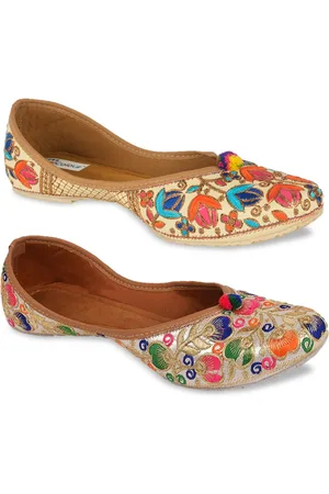 DESI COLOUR Women Multi Pack of 2 Embellished Leather Ethnic Mojaris