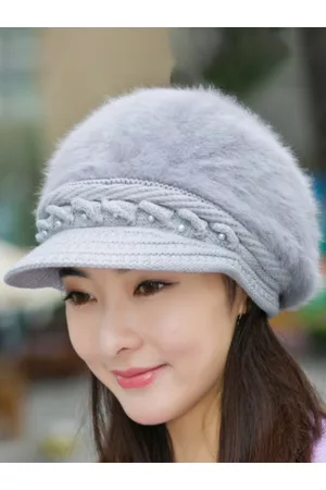 AlexVyan Women Self Design Winter Air & Snow Proof Warm Soft Woollen Beanie
