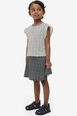 H&M Girls 2-Piece Top and Skorts Set