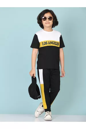 SmartRAHO Boys Printed Pure Cotton T-shirt with Trousers