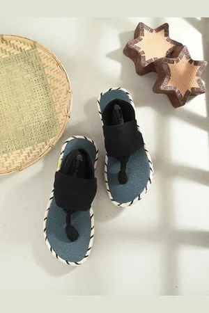 FRESH 1947 FEET Women Open Toe Flats With Backstrap