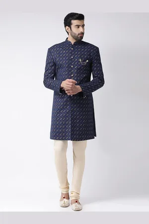 KISAH Men Self-Design Mandarin Collar Indowestern Sherwani Set