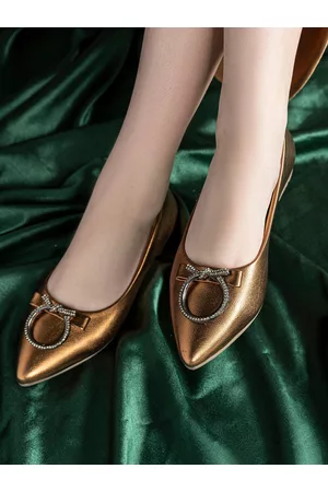 SHEZONE Women Embellished Pointed Toe Ballerinas