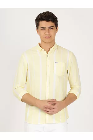 Wrangler Men Vertical Striped Cotton Casual Shirt