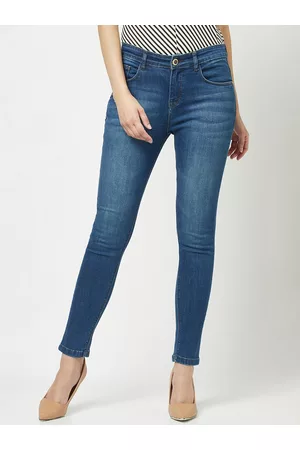 Crimsoune Club Women Slim Fit Low Distress Light Fade Stretchable Jeans