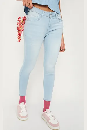 Max Collection Women Mid-Rise Light Fade Skinny Fit Jeans
