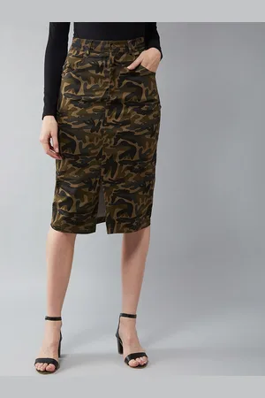 DOLCE CRUDO Women Olive-Green & Black Camo Printed Bodycon Midi-Length Skirt