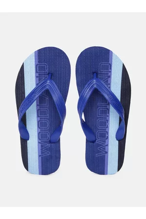 Woodland Men Textured Thong Flip-Flops