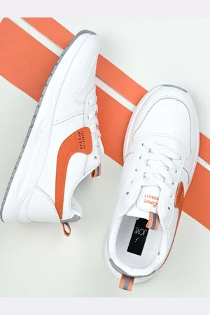 Jove Women Textured Basics Sneakers