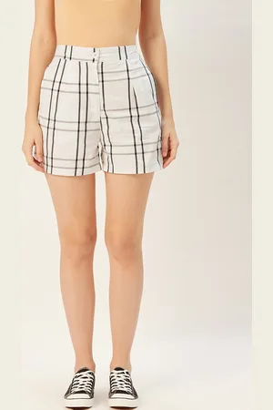 Sera Women White & Black Checked Regular Fit Regular Shorts
