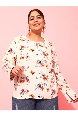 CURVY STREET Plus Size Floral Printed Round Neck Crepe Top
