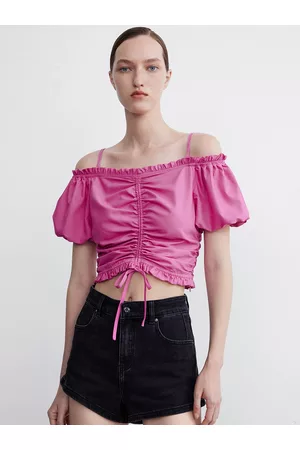 Urban Revivo Off-Shoulder Puff Sleeve Blouson Crop Top