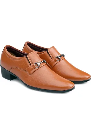 BXXY Men Textured Buckled Elevator Formal Slip On Shoes