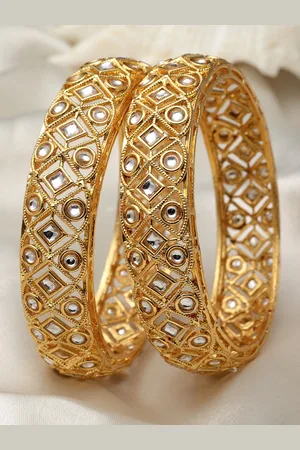 karatcart Set Of 2 Gold-Plated Kundan-Studded Bangles