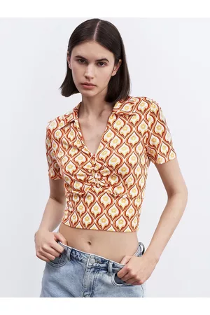 Urban Revivo Ruched Floral Print Crop Top