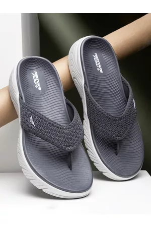 Buy Paragon Sandals For Men & Women Online in India | Myntra