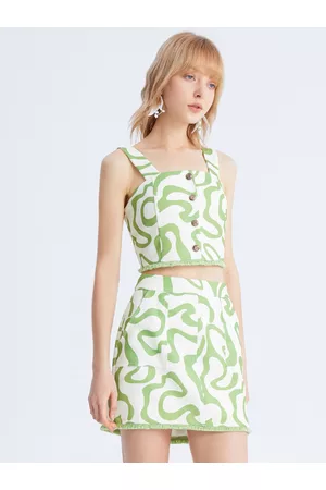 Urban Revivo Abstract Printed Crop Top