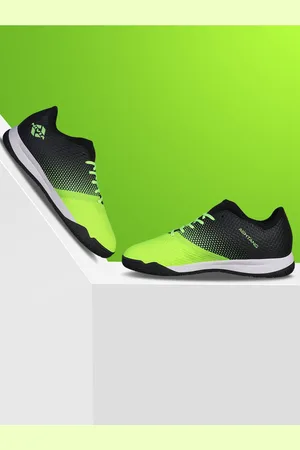 NIVIA Men Ashtang Futsal Non-Marking Football Shoes