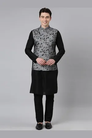 TheEthnic.Co Mandarin Collar Kurta with Pyjamas with Printed Nehru Jacket