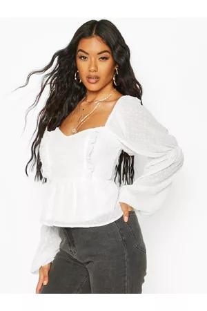 Boohoo Dobby Sweetheart Neck Ruffle Smocked Top
