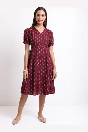 Ketch Ethnic Motifs Printed Gathered A-Line Midi Dress