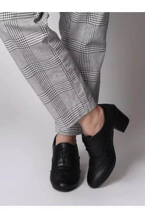 SHUZ TOUCH Women Block Heeled Brogues