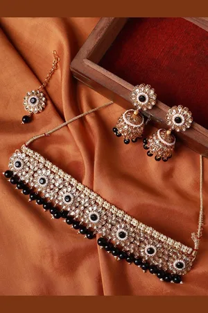 Anouk White & Black Gold-Plated Studded Choker Necklace with Earrings & Maang Tika