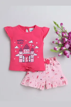 BUMZEE Infant Girls Printed Pure Cotton Top with Shorts Clothing Set
