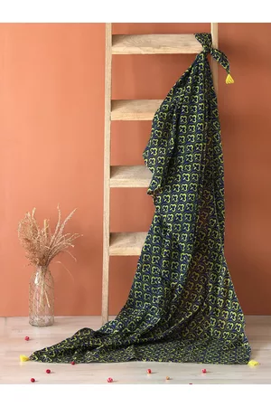 Contrast Living Ethnic Motif Printed Cotton Scarf