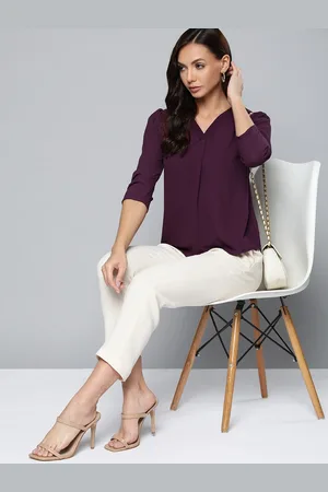 Chemistry Women Purple Solid Textured V-Neck Top